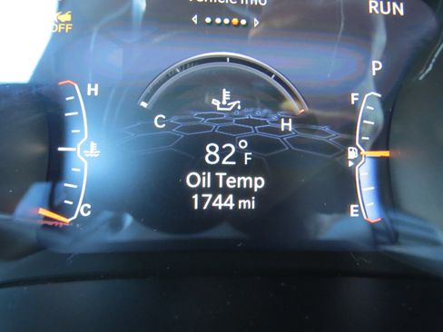 Used 2025 Jeep Compass Latitude image 24