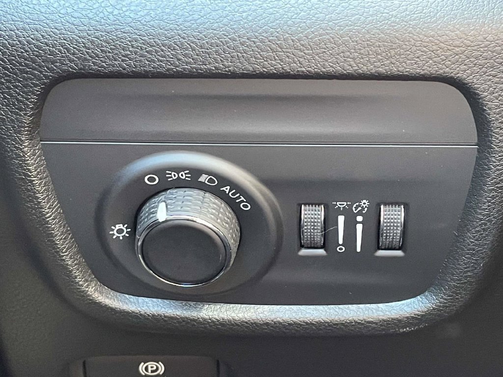 New 2027 Jeep Grand Cherokee 4WD image 28