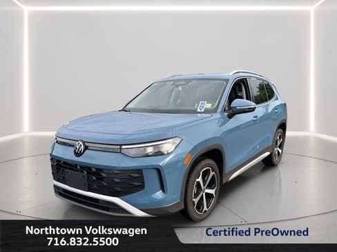 Used 2026 Volkswagen Tiguan SE AWD/4WD image 4