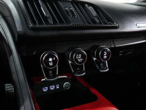 Used 2017 Audi R8 V10 plus image 38