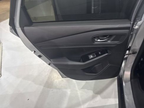 Used 2024 Honda Accord Touring image 27