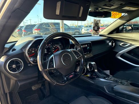 Used 2018 Chevrolet Camaro SS image 8