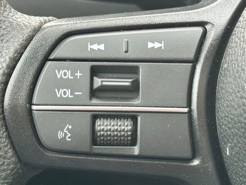 Used 2025 Honda Accord SE image 10