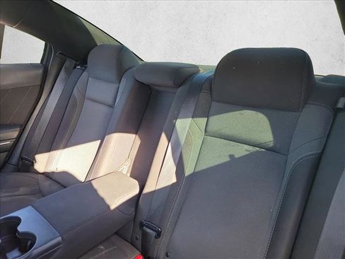 Used 2018 Dodge Charger SXT Plus w/ Driver Convenience Group image 15