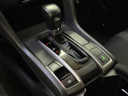 Used 2018 Honda Civic Sport image 18