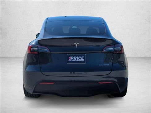 Used 2025 Tesla Model Y Performance AWD/4WD image 6