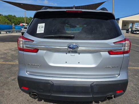 Used 2025 Subaru Ascent Premium image 6