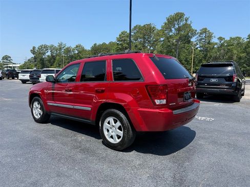 Used 2010 Jeep Grand Cherokee Laredo RWD image 5