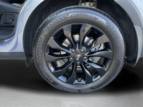 Used 2020 Kia Sorento EX FWD image 31