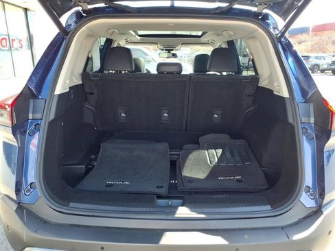 Used 2023 Nissan Rogue SL image 12
