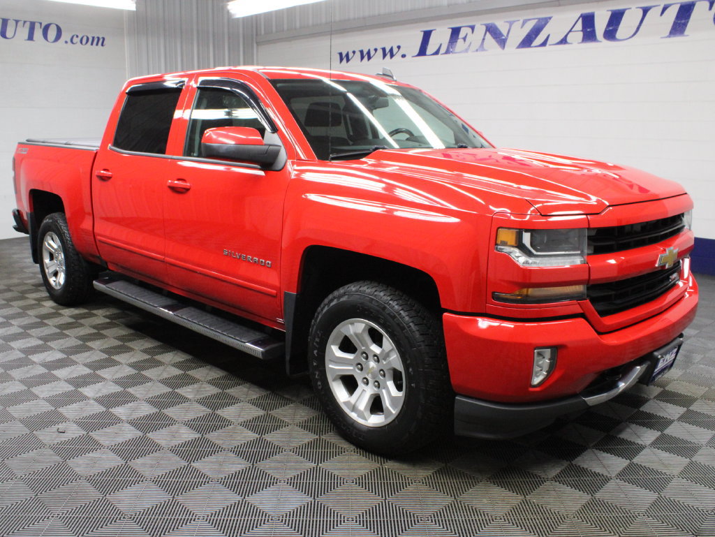 Used 2017 Chevrolet Silverado 1500 LT w/ All Star Edition AWD/4WD image 3