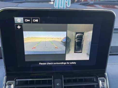 Used 2018 Lincoln Navigator Black Label w/ Cargo Package AWD/4WD image 11