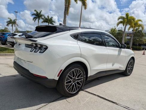 Used 2025 Ford Mustang Mach-E Premium AWD/4WD image 4