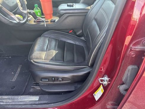 Used 2017 GMC Acadia Denali FWD image 7
