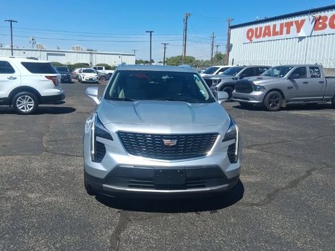 Used 2019 Cadillac XT4 Premium Luxury FWD image 1