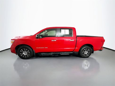 Used 2020 Nissan Titan SV w/ Accessory Utility Package image 4