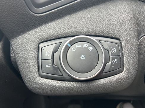 Used 2018 Ford Escape SE image 10