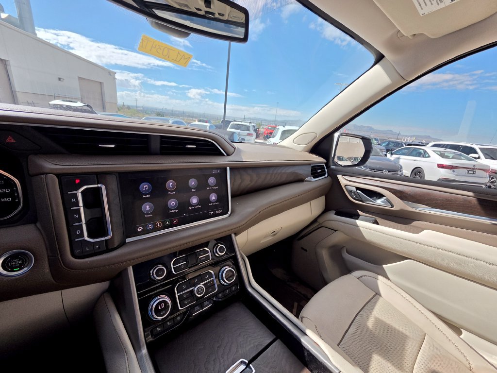 Used 2021 GMC Yukon Denali AWD/4WD image 14
