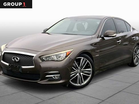 Used 2016 INFINITI Q50 Hybrid image 1