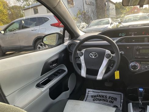 Used 2014 Toyota Prius C Two image 15