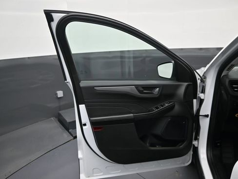 Used 2023 Ford Escape Active FWD image 12