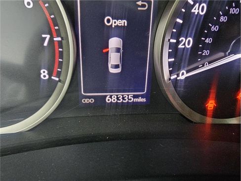 Used 2016 Lexus IS 200t Base 4dr Sedan image 24