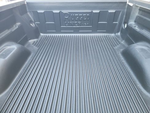 Used 2020 Chevrolet Colorado LT w/ Safety Package image 29