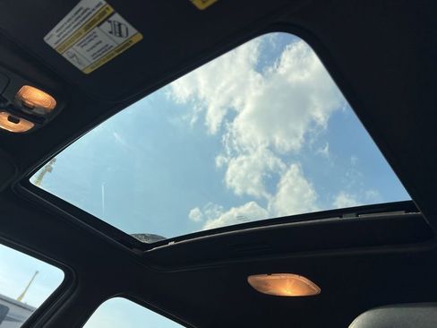 Used 2009 Ford Escape Limited image 12