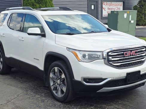Used 2018 GMC Acadia SLT w/ LPO, Floor Liner Package AWD/4WD image 8