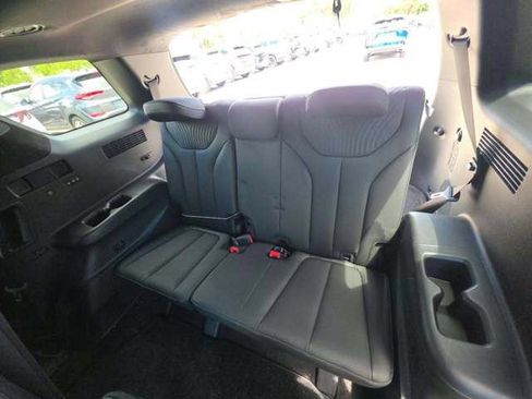 Used 2024 Hyundai Palisade Calligraphy AWD/4WD image 5