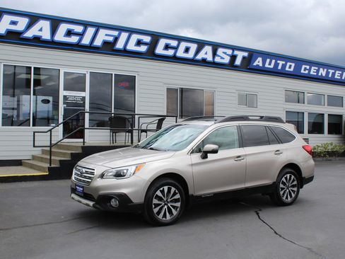 Used 2015 Subaru Outback 2.5i Limited AWD/4WD image 1