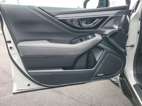 Certified 2025 Subaru Outback Onyx Edition image 15