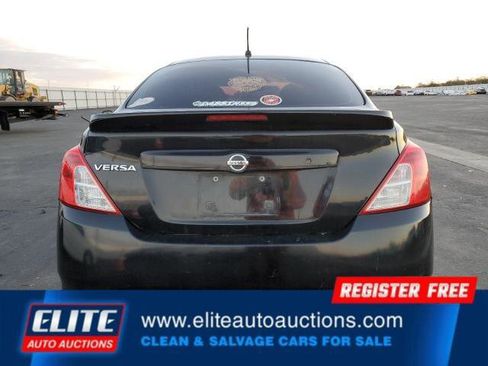 Used 2018 Nissan Versa S Plus image 12