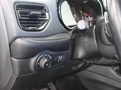 Used 2022 Dodge Durango GT RWD image 12
