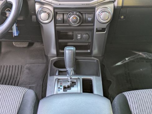 Used 2018 Toyota 4Runner SR5 image 19