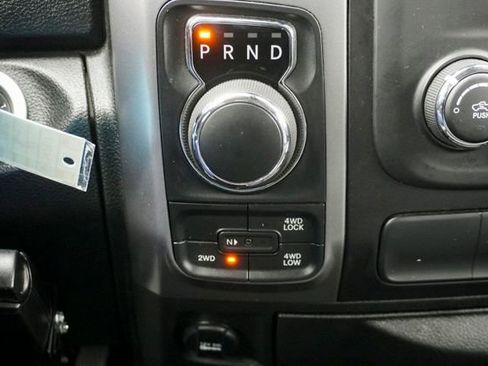 Used 2022 RAM 1500 Classic SLT image 16