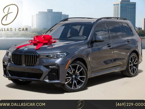 Used 2022 BMW X7 xDrive40i w/ M Sport Package AWD/4WD image 1