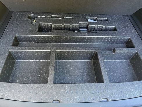 Certified 2024 Honda HR-V EX-L image 9