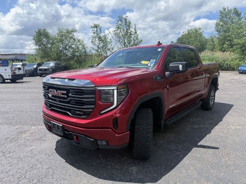 Used 2023 GMC Sierra 1500 AT4 w/ AT4 Premium Package AWD/4WD image 8