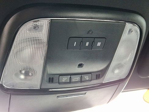 Certified 2021 Dodge Durango R/T w/ Technology Group image 24