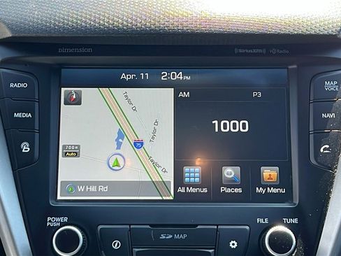 Used 2017 Hyundai Veloster Value Edition image 25