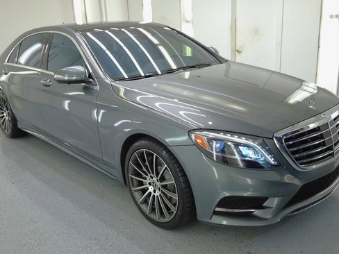 Used 2017 Mercedes-Benz S 550 Sedan w/ Sport Package w/ Sport Package image 11