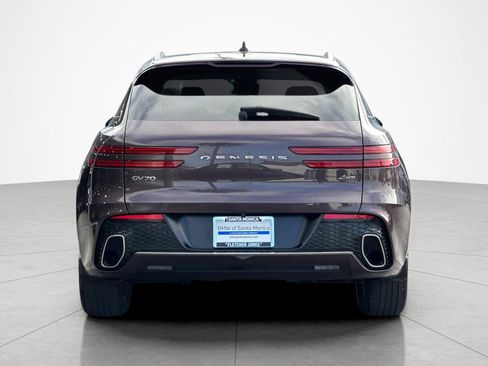 Used 2023 Genesis GV70 2.5T w/ Select Package AWD/4WD image 4