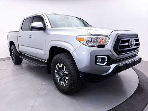Used 2023 Toyota Tacoma SR w/ SR Convenience Package RWD image 10