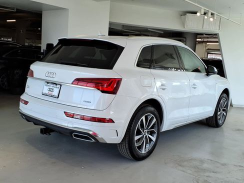 Used 2023 Audi Q5 2.0T Premium Plus w/ Premium Plus Package AWD/4WD image 4