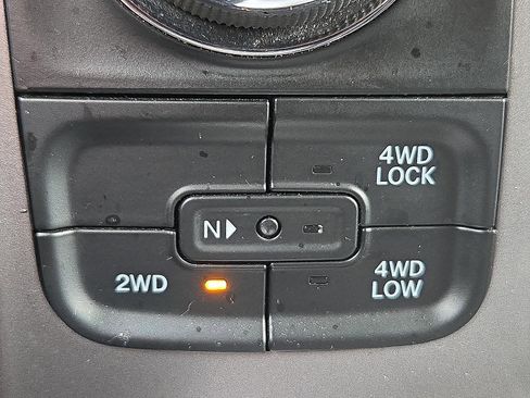 Used 2023 RAM 1500 Classic SLT w/ Trailer & Traction Group image 17