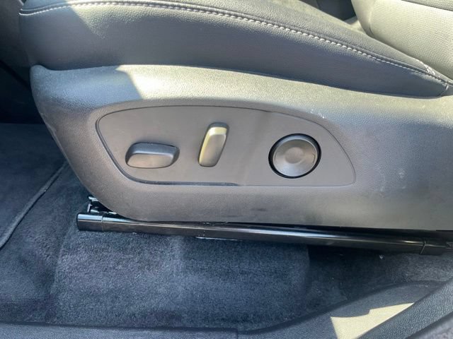 Used 2026 Chevrolet Traverse LT AWD/4WD image 12