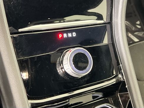 Used 2023 Jeep Grand Cherokee Altitude AWD/4WD image 16