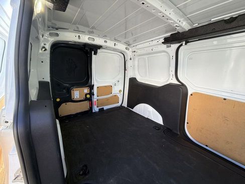 Used 2017 Ford Transit Connect XL image 23