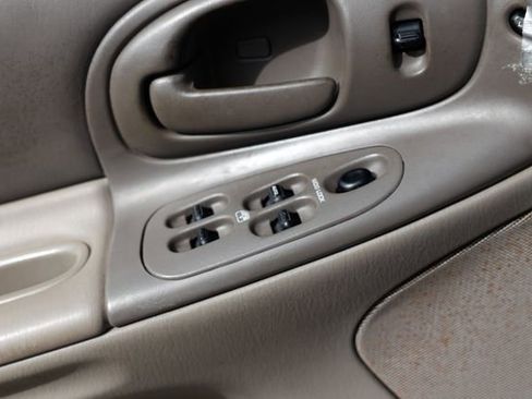 Used 2003 Dodge Intrepid SE image 40